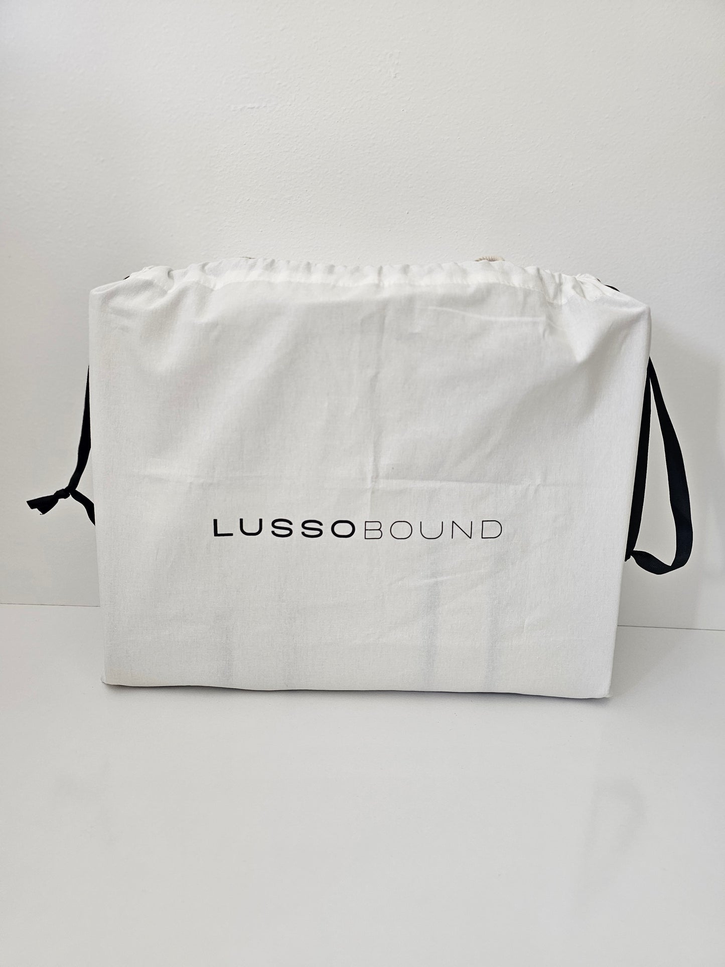 The Lusso Traveller Tote - Chocolate
