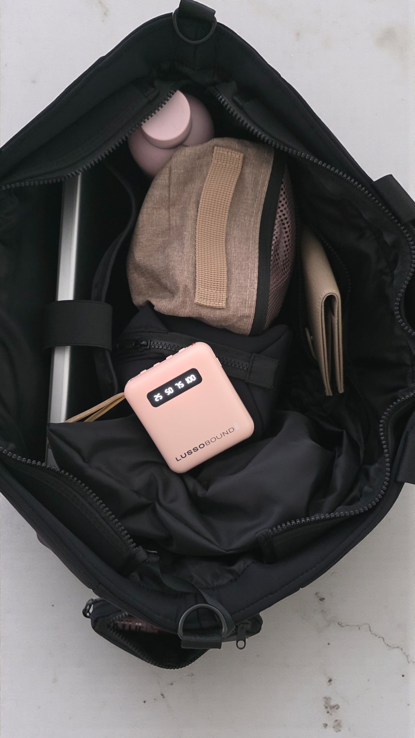 The Neo Weekender Tote - Black