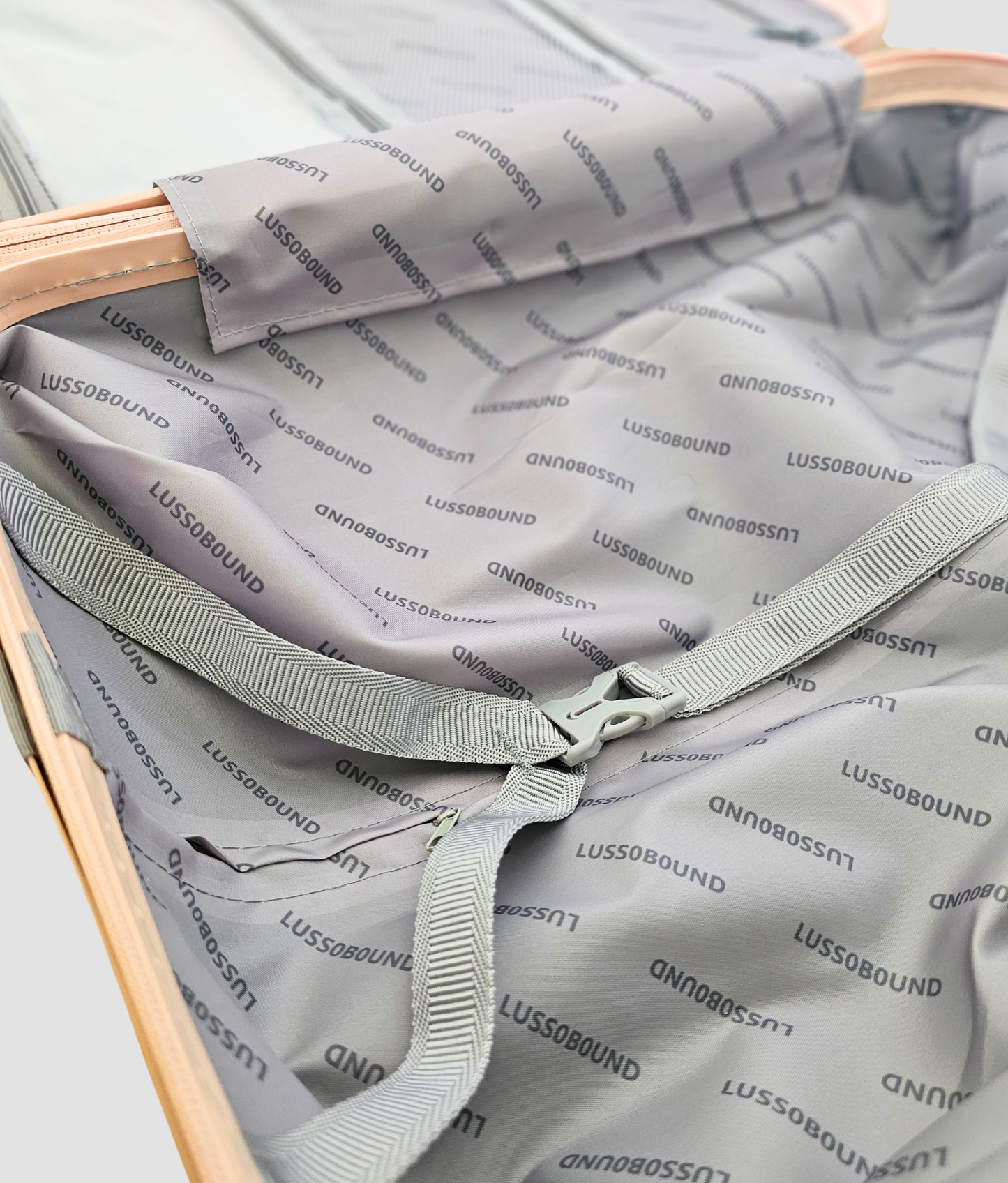 The Transit Carry-On Elite