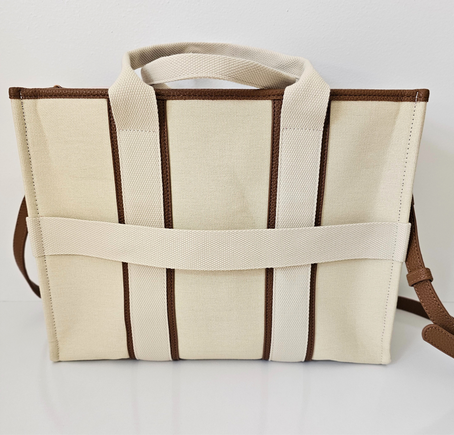 The Lusso Traveller Tote - Chocolate
