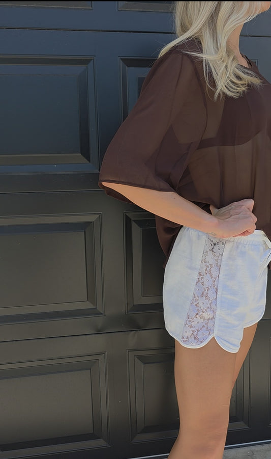 The Women's Lace Como Shorts