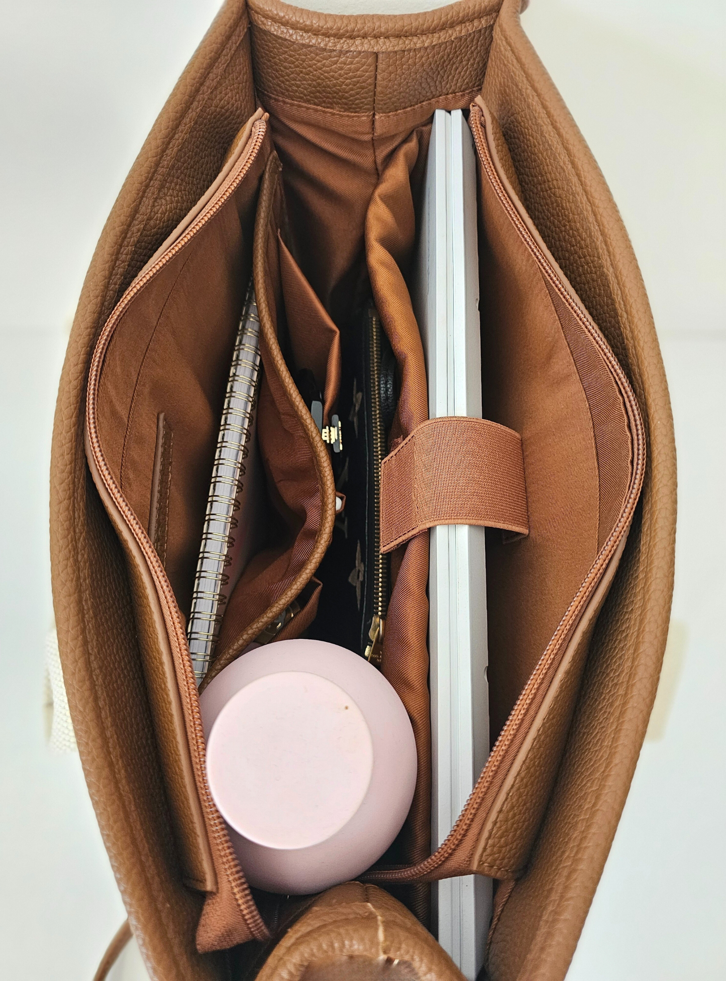 The Lusso Traveller Tote - Chocolate