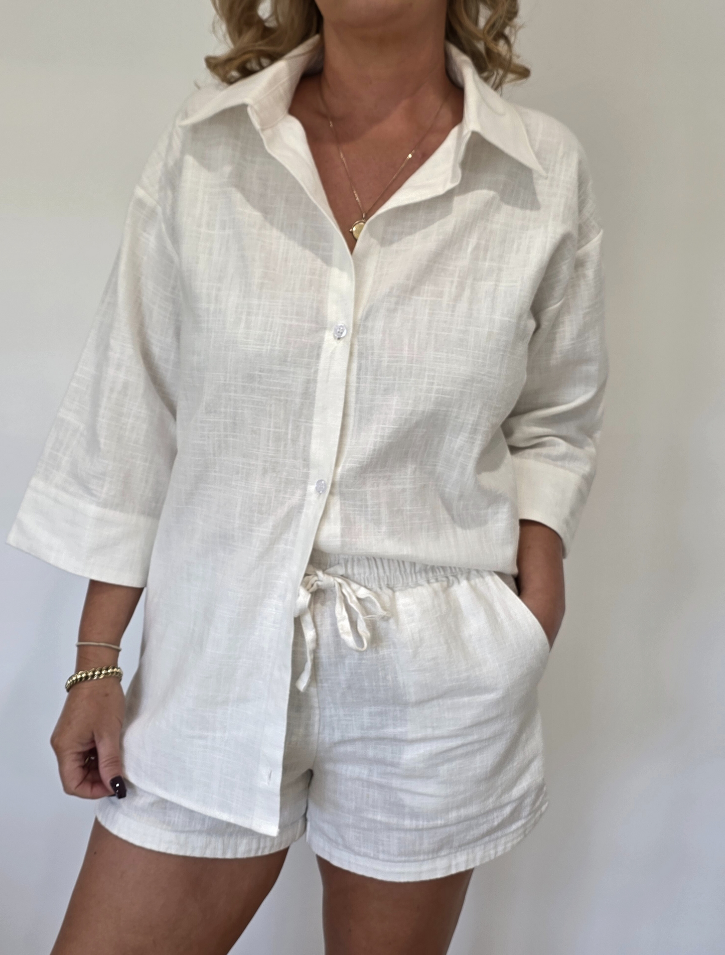 The Women's Como Shirt - White