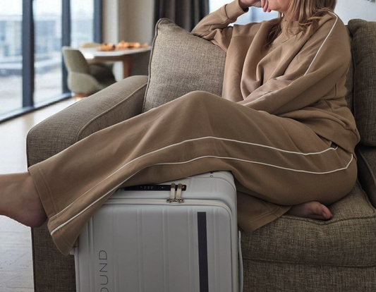 The Track Sweater - Latte