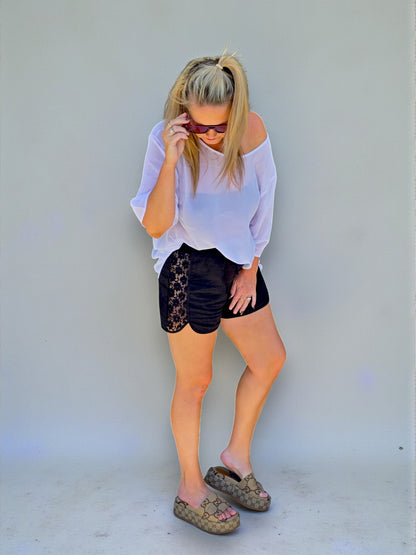 The Women's Lace Como Shorts