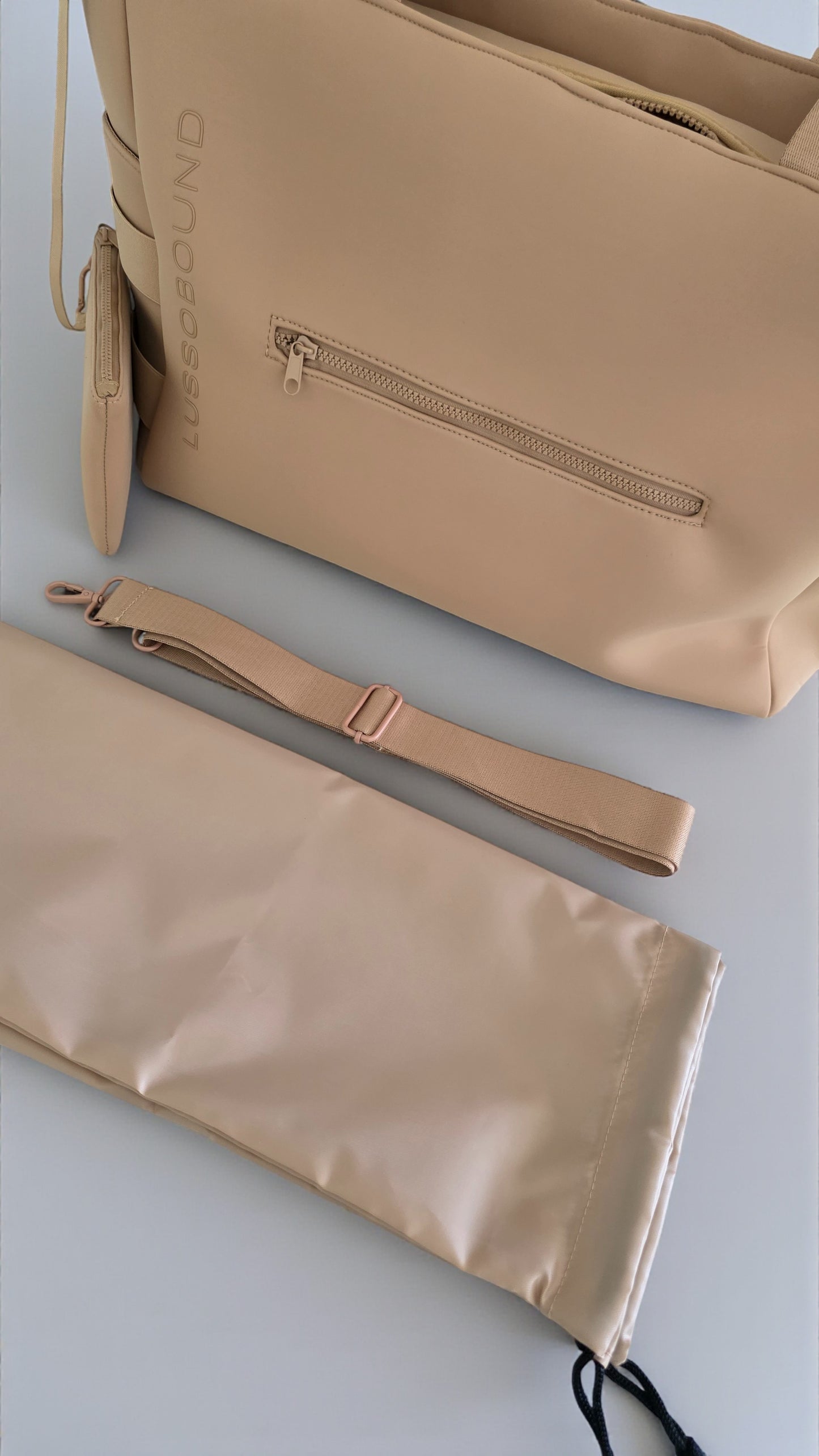 The Neo Weekender Tote