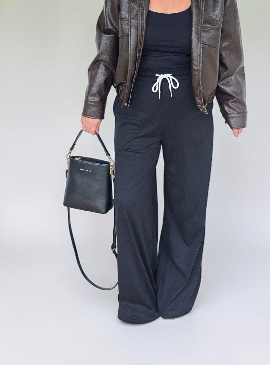 The Leather Mini Florence Crossbody - Black